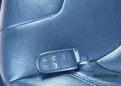 2019 Jeep Cherokee Limited 4X4 z USA, uszkodzony, nr VIN 1C4PJMDX7KD188540